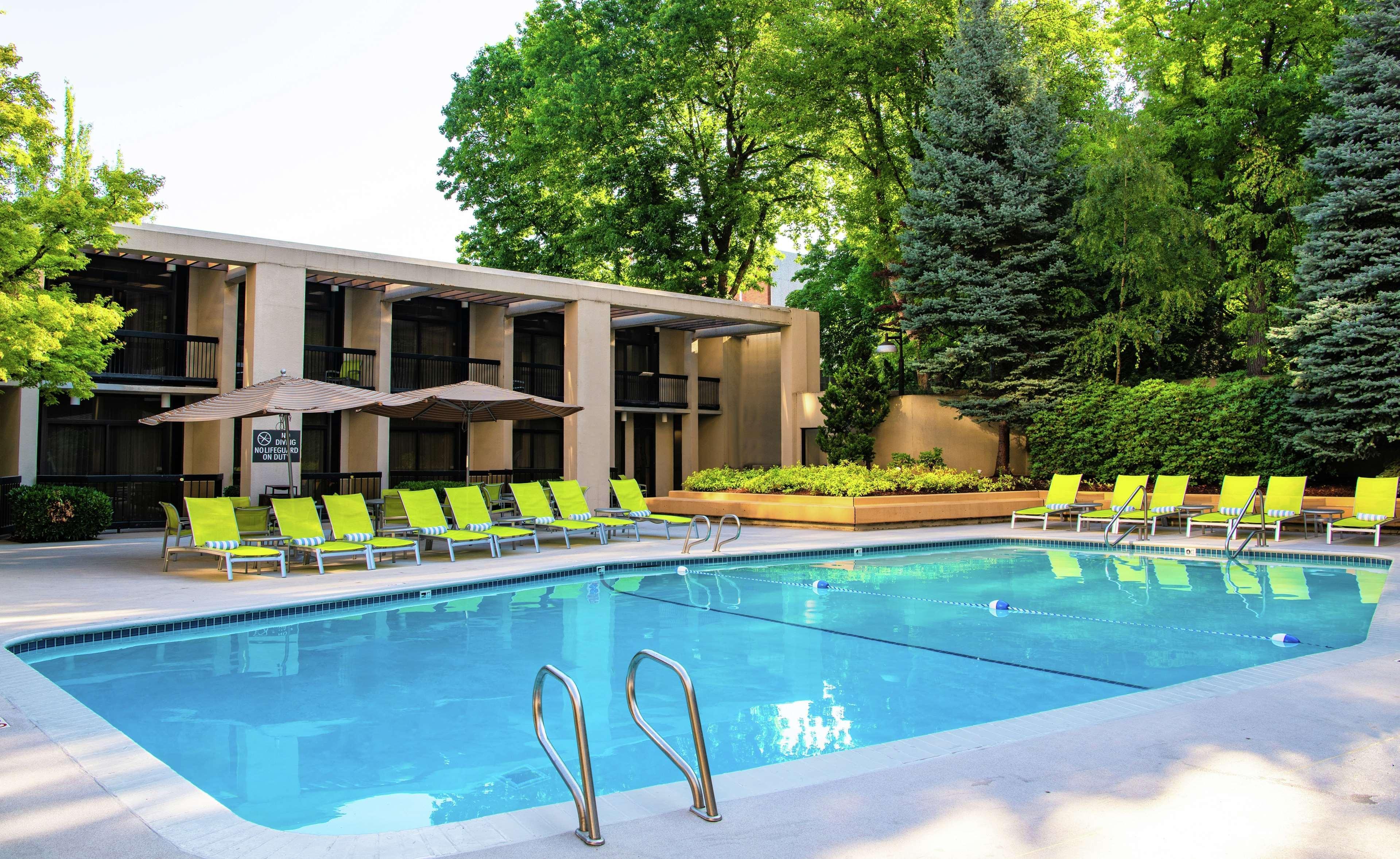Doubletree By Hilton Portland Otel Dış mekan fotoğraf